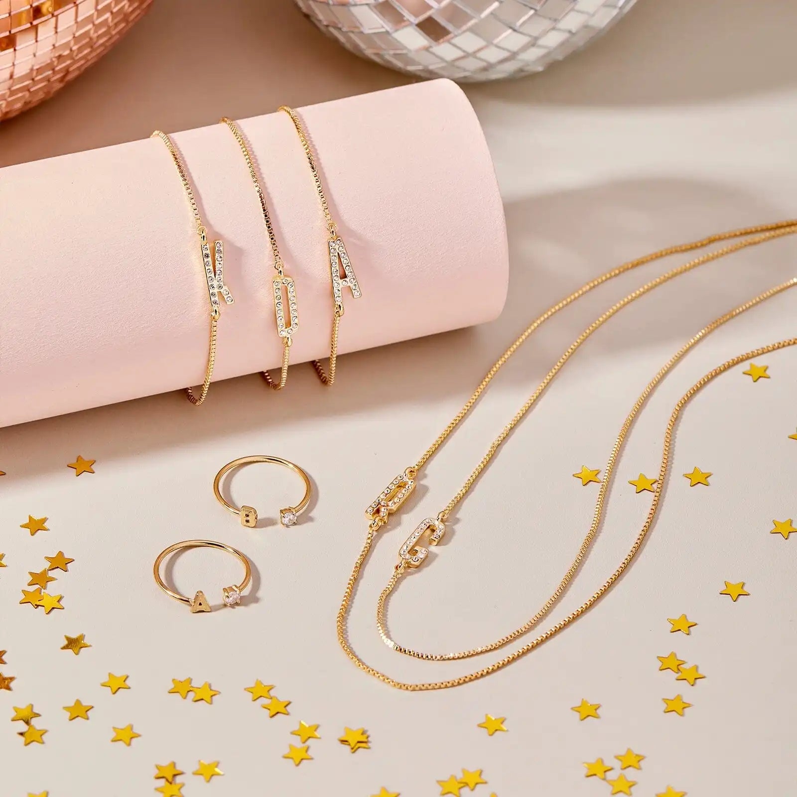 Pavé Initial Box Chain Choker